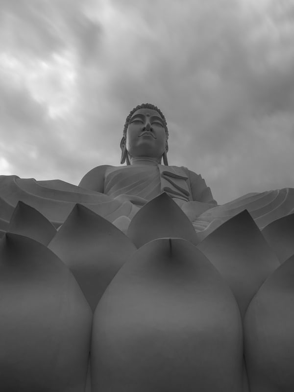 BUDA, EM IBIRAÇU - ES CAPIXABA. ÂNGULOS II
