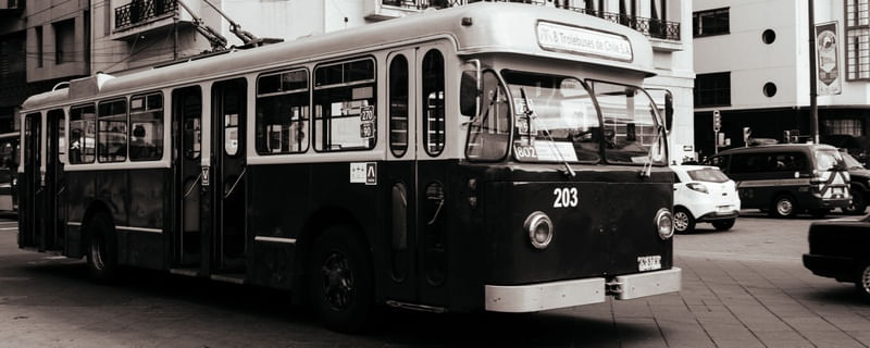 ONIBUS ANTIGO