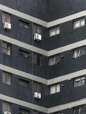 CONFUSÃO E SIMETRIA