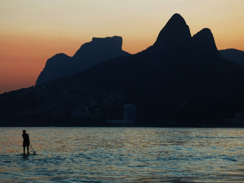 ELE E O SOL EM IPANEMA