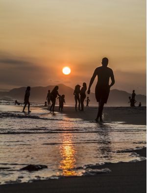 PÔR DO SOL DE CARNAVAL