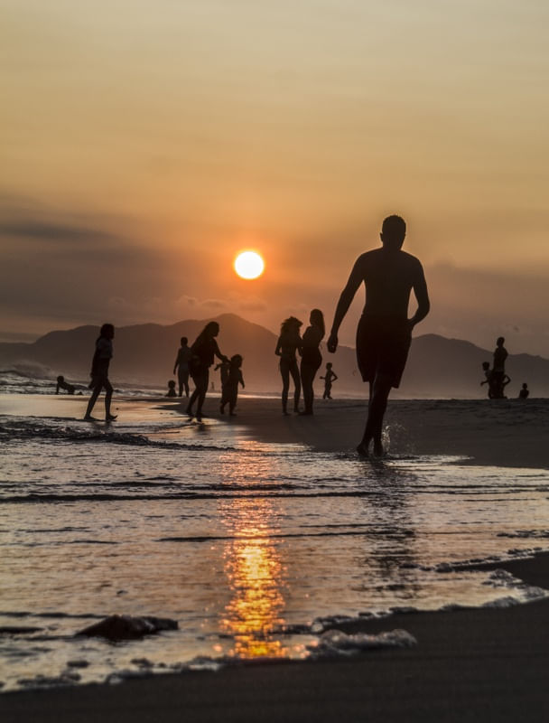 PÔR DO SOL DE CARNAVAL