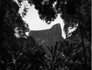 GÁVEA EMOLDURADA