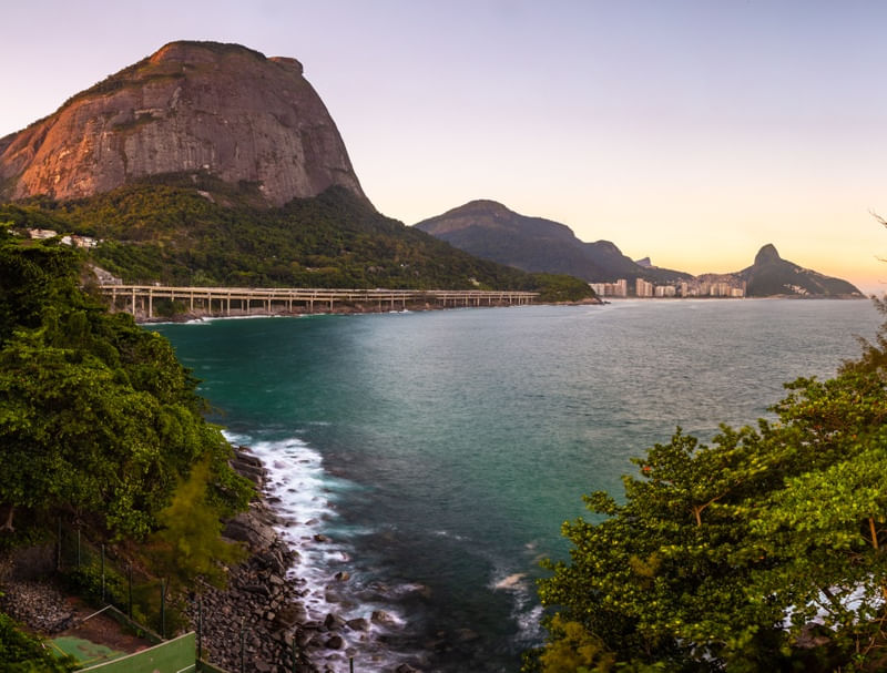 PEDRA DA GÁVEA E COMPANHIA - PAISAGEM