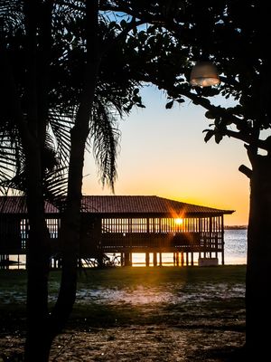 A CASA DE NA PRAIA E O SOL