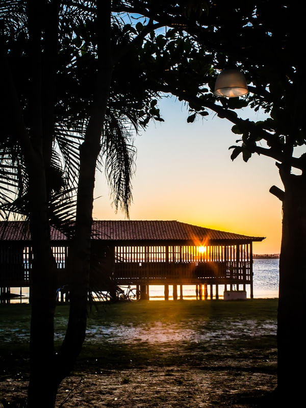 A CASA DE NA PRAIA E O SOL