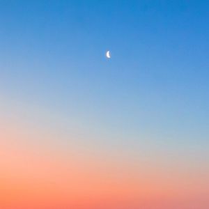LUA MINIMALISTA 1