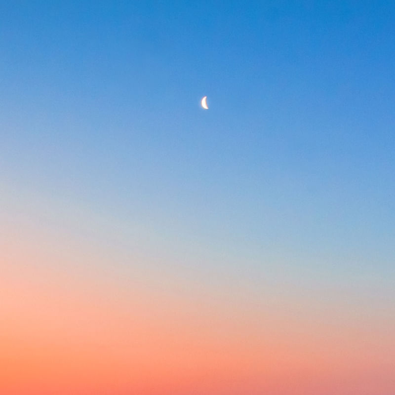 LUA MINIMALISTA 1