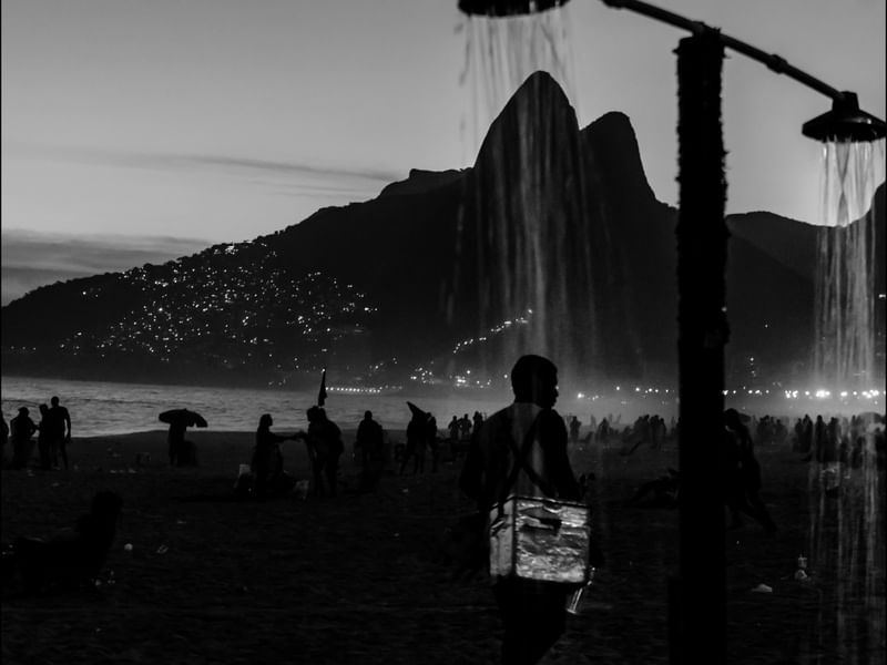 DOIS IRMÃOS TOMANDO BANHO 3