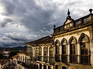 OURO PRETO DOURADA