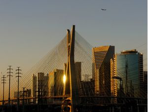 PONTE ESTAIADA - FIM DE TARDE