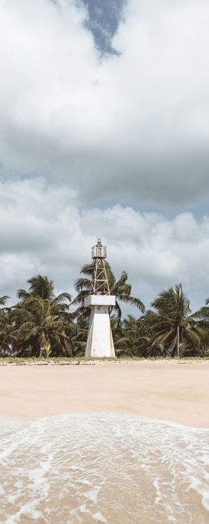 O FAROL ESQUECIDO