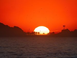 AMANHECER NO ARPOADOR