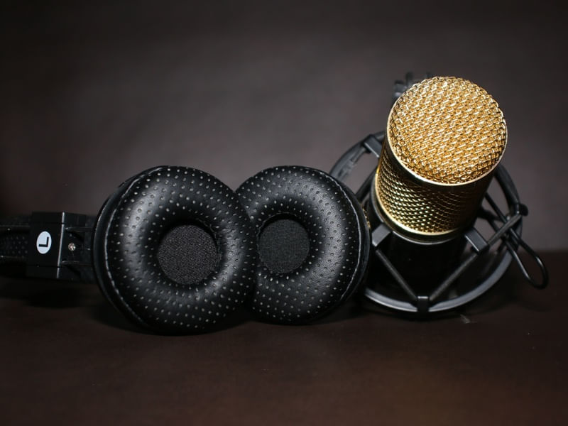 MICROFONE E HEADPHONE