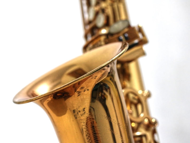 SAXOFONE DOURADO 2
