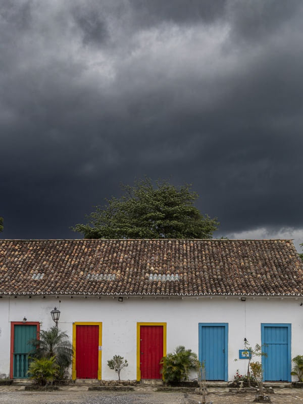 STORM PARATY