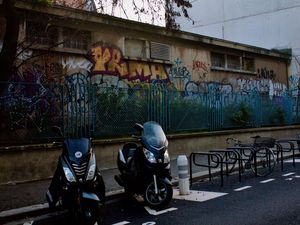 MOTOS: QUARTIER LATIN