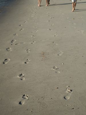 PEGADAS EM MORERÉ