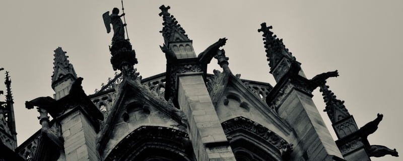DA SÉRIE PARIS: ANJO & GÁRGULAS