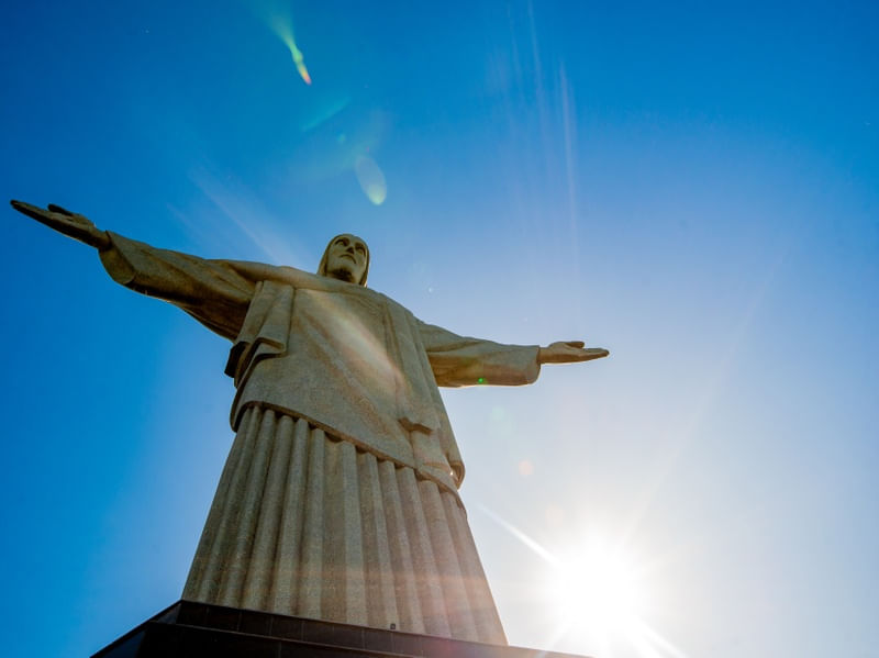 CRISTO OPEN ARMS