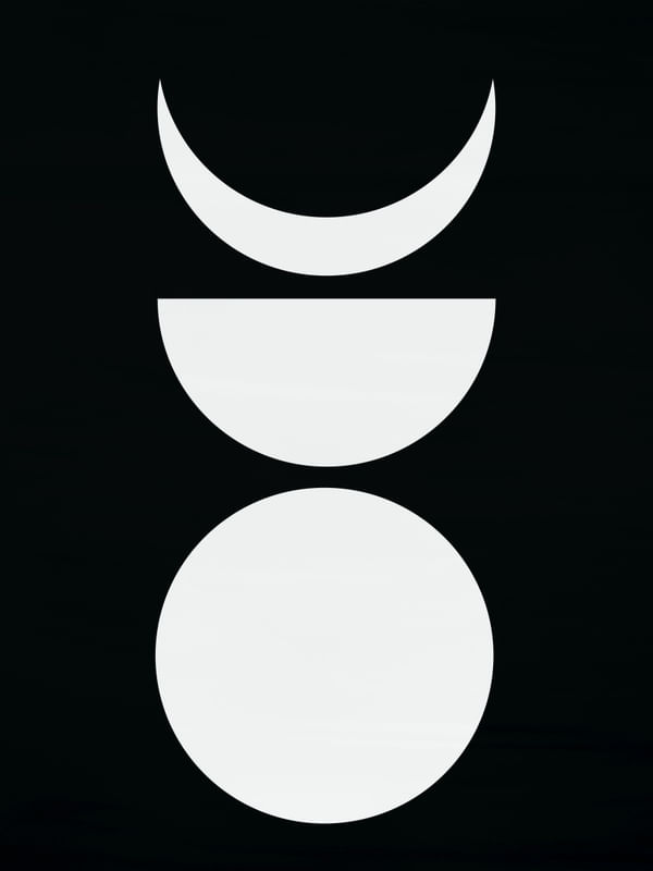 WHITE MOON 1