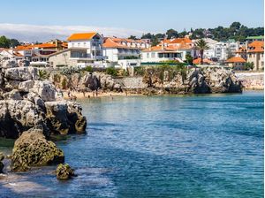 CASAS E PRAIA EM CASCAIS