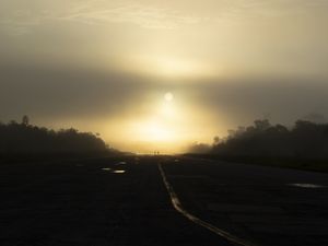 AMANHECER NA MATA