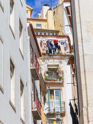 VARAIS DOS SUBÚRBIOS DE LISBOA