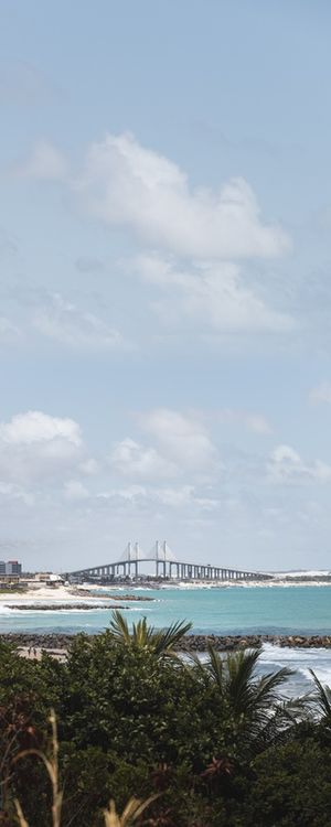 AO LONGE A PONTE