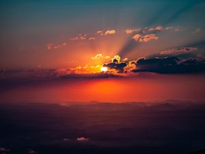 POR DO SOL DO ALTA DA MONTANHA LLL