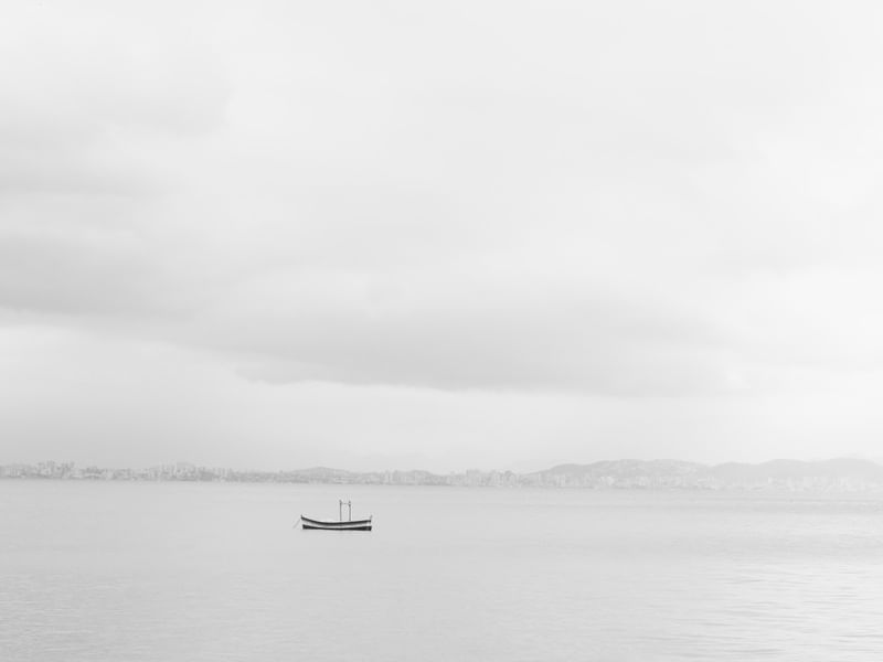 O BARCO MINIMALISTA