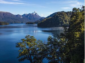 LAGO ENCANTADO