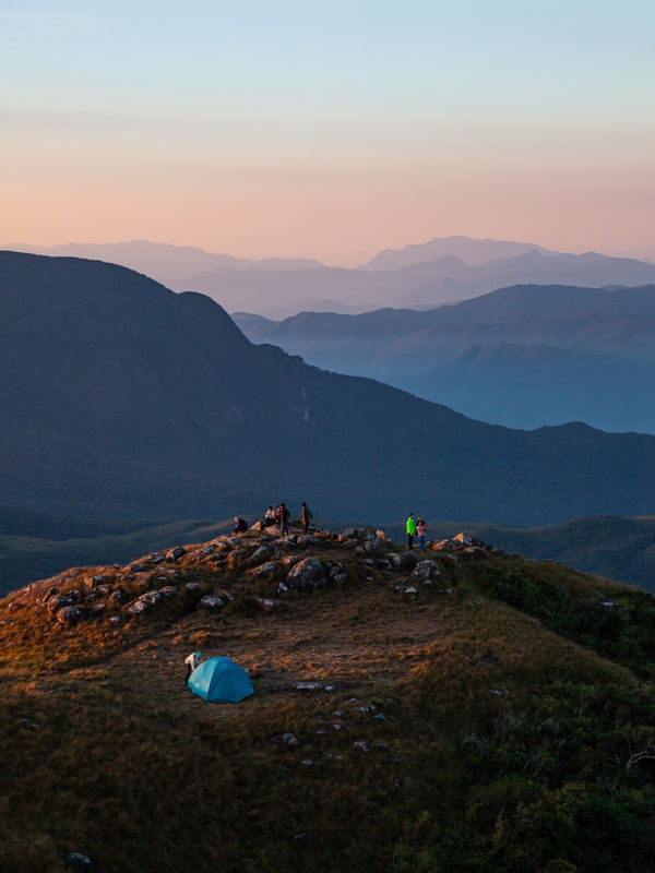 CAMPING NO ALTO DA MONTANHA L