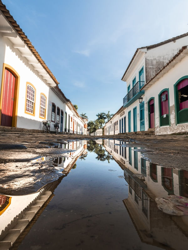 REFLEXOS DA CIDADE COLONIAL