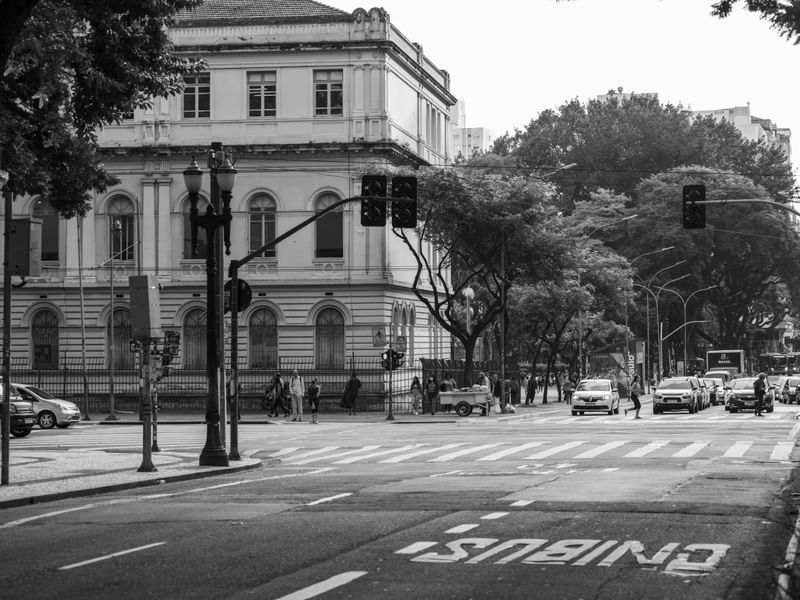 ESQUINA DA IPIRANGA COM A SÃO LUIZ