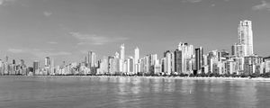 BALNEÁRIO CAMBORIÚ PRETO E BRANCO