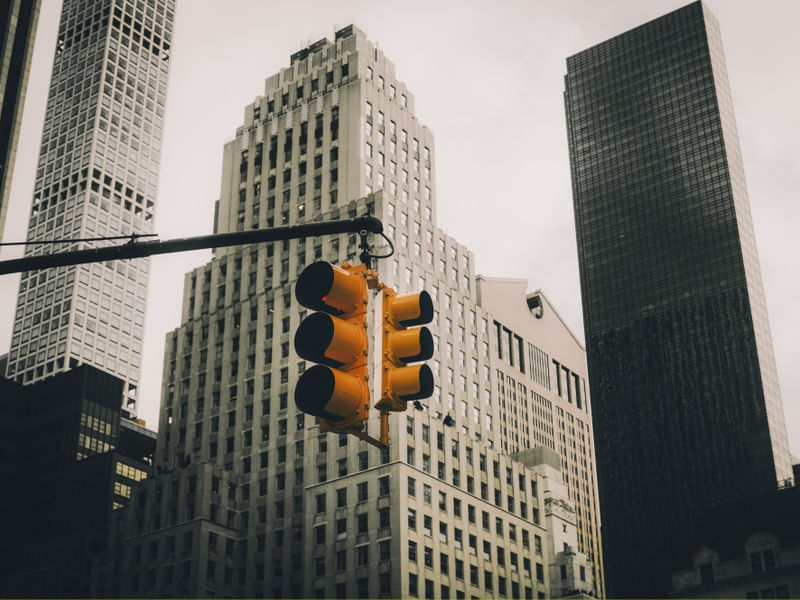 MANHATTAN TRAFFIC LIGHTS