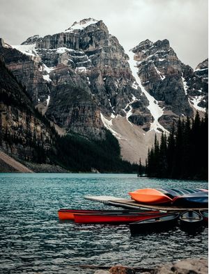 CANOAS NO LAKE MORAINE