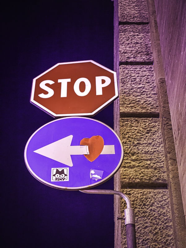 STOP_MILANO