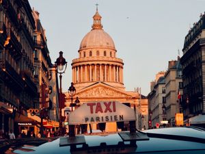 TAXI PARISIEN