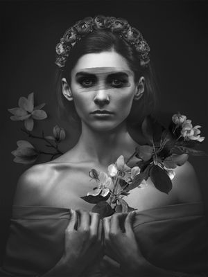 LADY IN BLACK