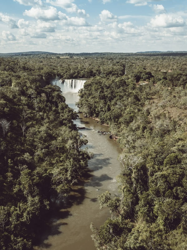 A CACHOEIRA DA CHAPADA DAS MESAS