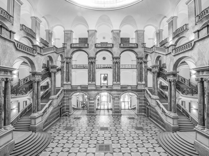 JUSTIZPALAST 2 PB