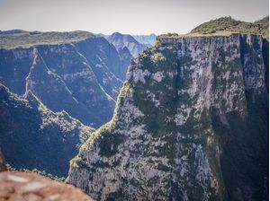 CANYONS DAS LARANJEIRAS