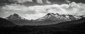 AS LINDAS MONTANHAS DA TIERRA DEL FUEGO