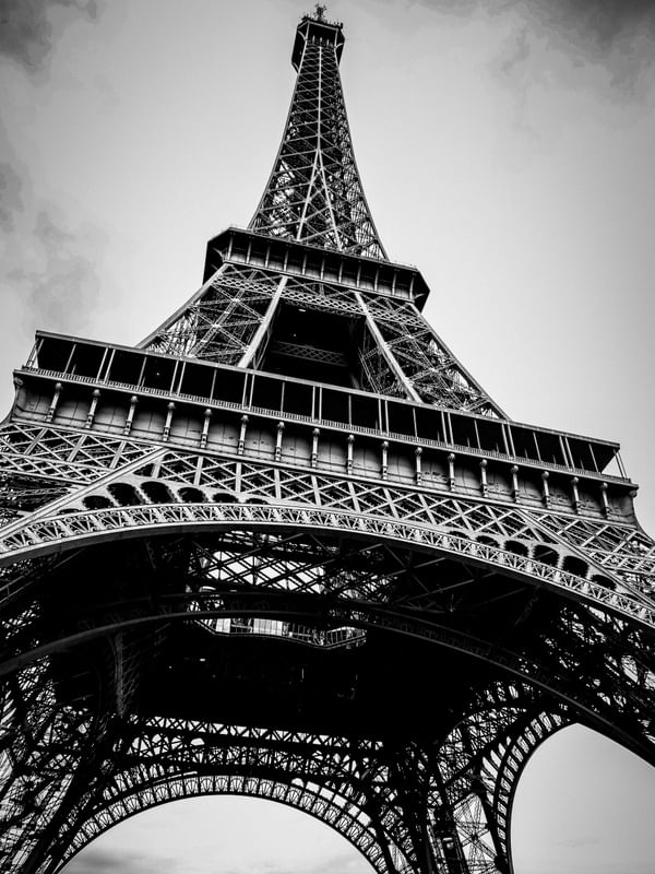 EIFFEL BLACK