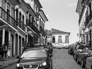 COLEÇÃO OURO PRETO POR FELIPE QUEIROZ: 20