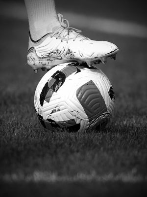 FUTEBOL PÉ NA BOLA