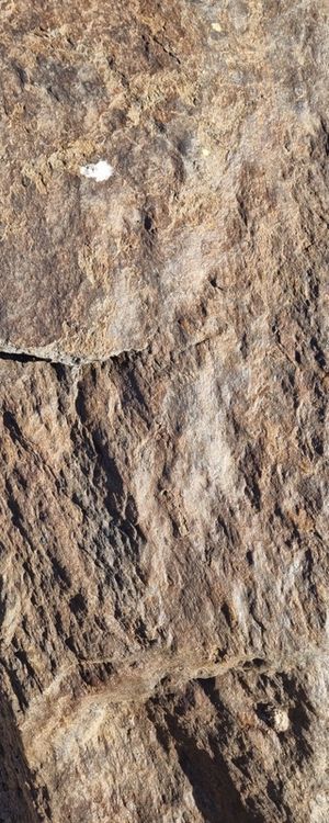 PEDRA MARROM