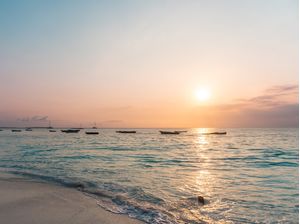 PRAIA DE ZANZIBAR